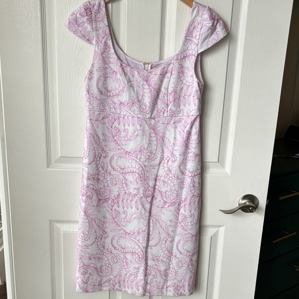 Elegant Pink Patterned Dress